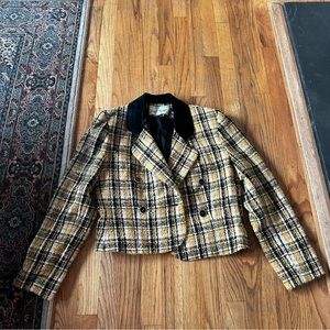 Vintage plaid blazer with velvet collar